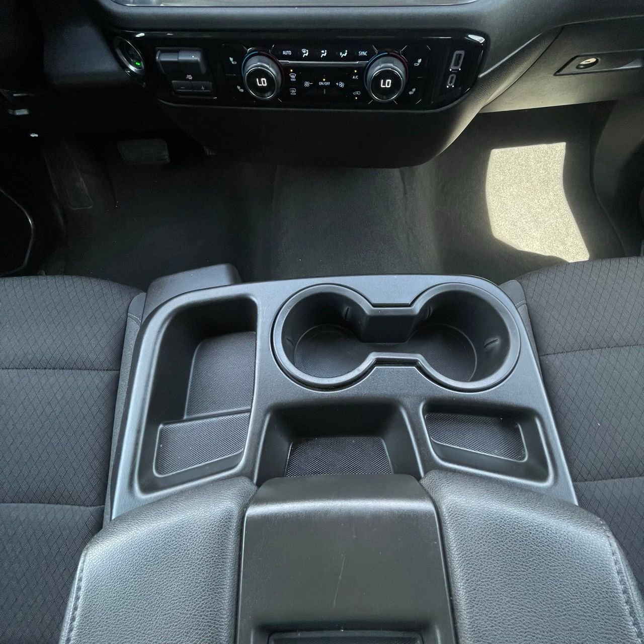 Used 2025 Chevrolet Silverado 1500 LT image 20