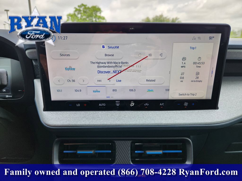 New 2026 Ford Maverick XLT AWD/4WD image 12