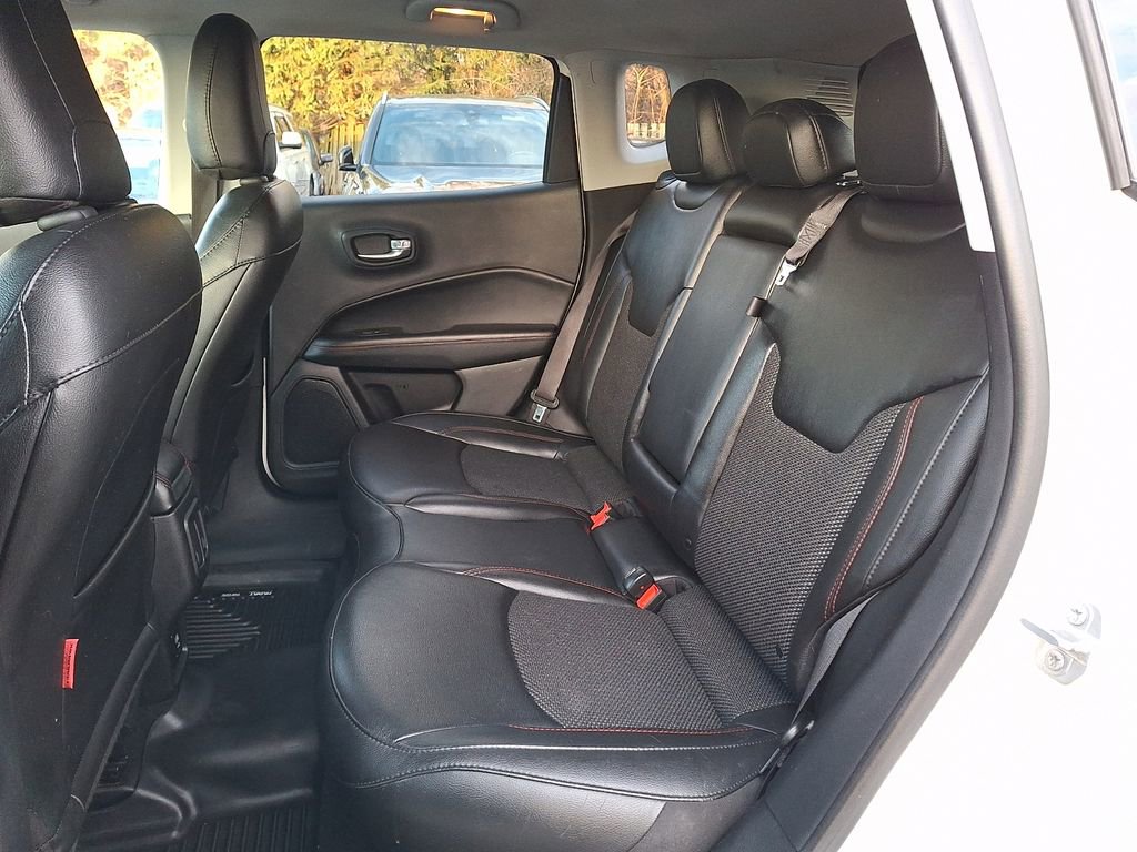 Used 2020 Jeep Compass Trailhawk image 9