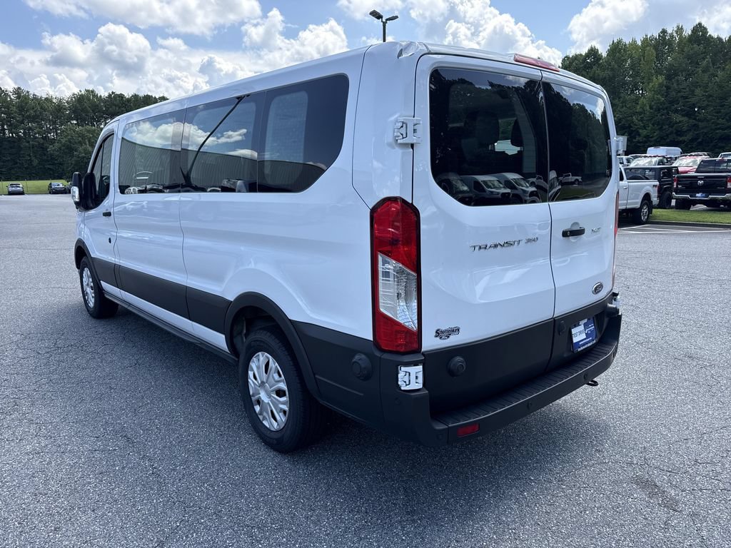 Used 2024 Ford Transit 350 XLT RWD image 5