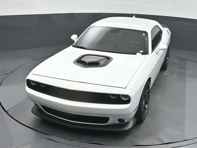 Used 2016 Dodge Challenger R/T Scat Pack RWD image 42