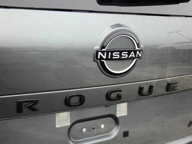 New 2026 Nissan Rogue SV AWD/4WD image 10