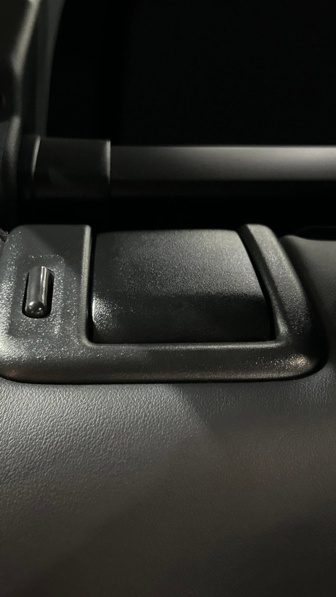 Used 2025 Toyota RAV4 Limited FWD image 59