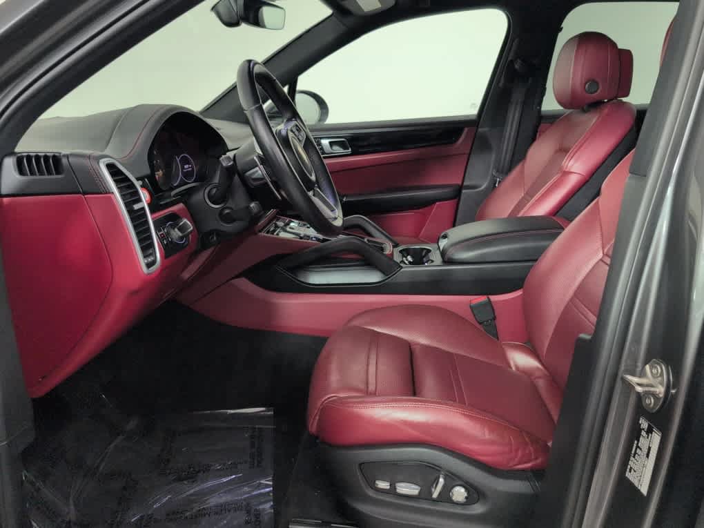 Used 2019 Porsche Cayenne AWD/4WD image 15
