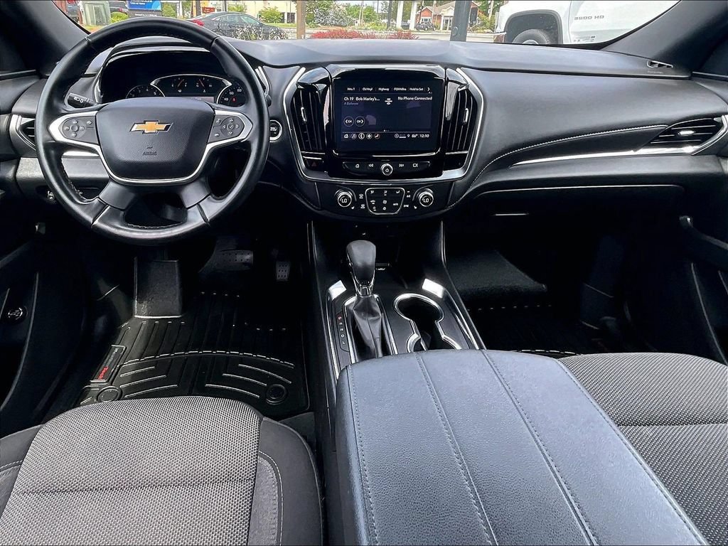 Used 2023 Chevrolet Traverse LT AWD/4WD image 21