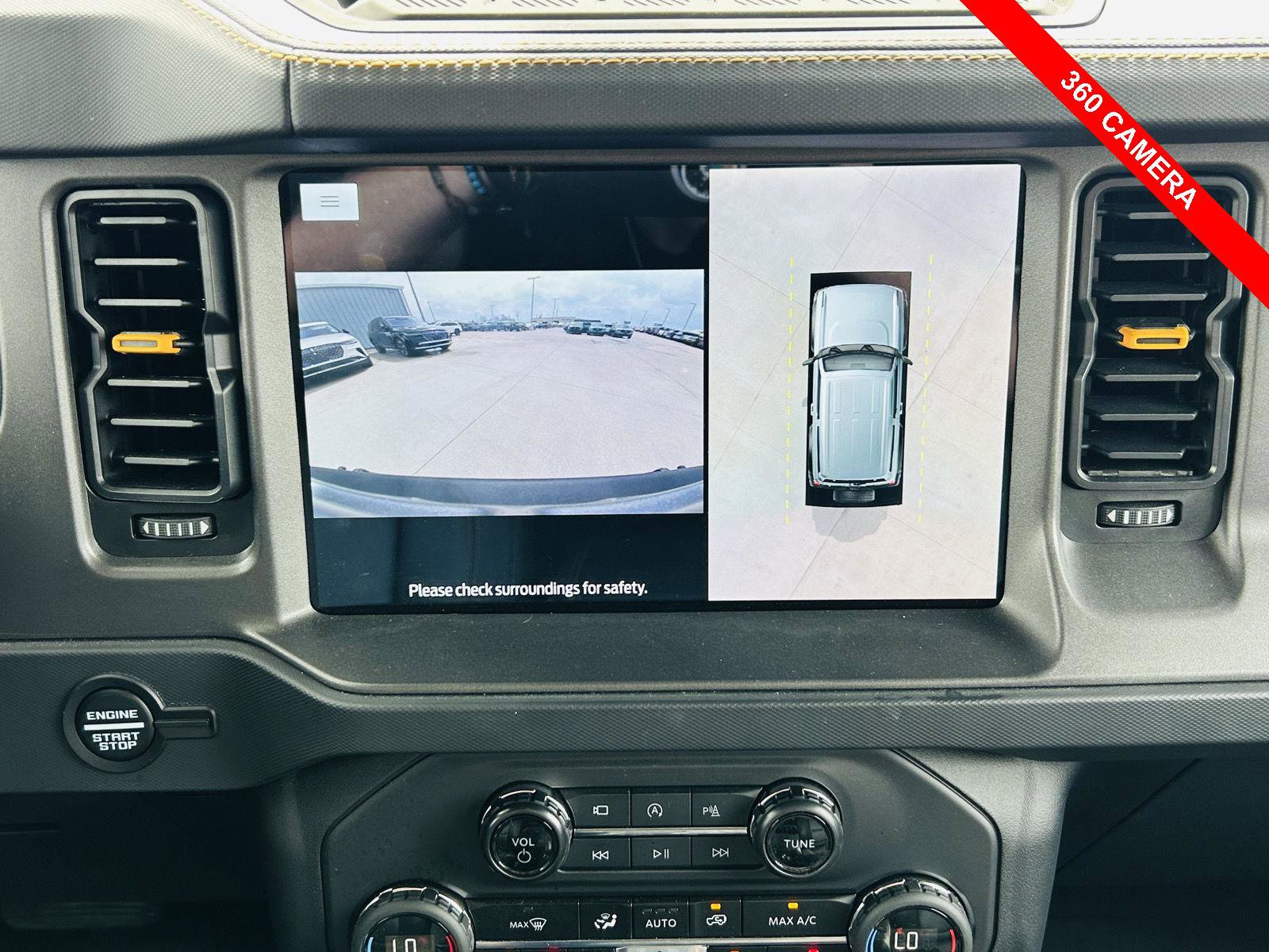 Used 2024 Ford Bronco Badlands image 11