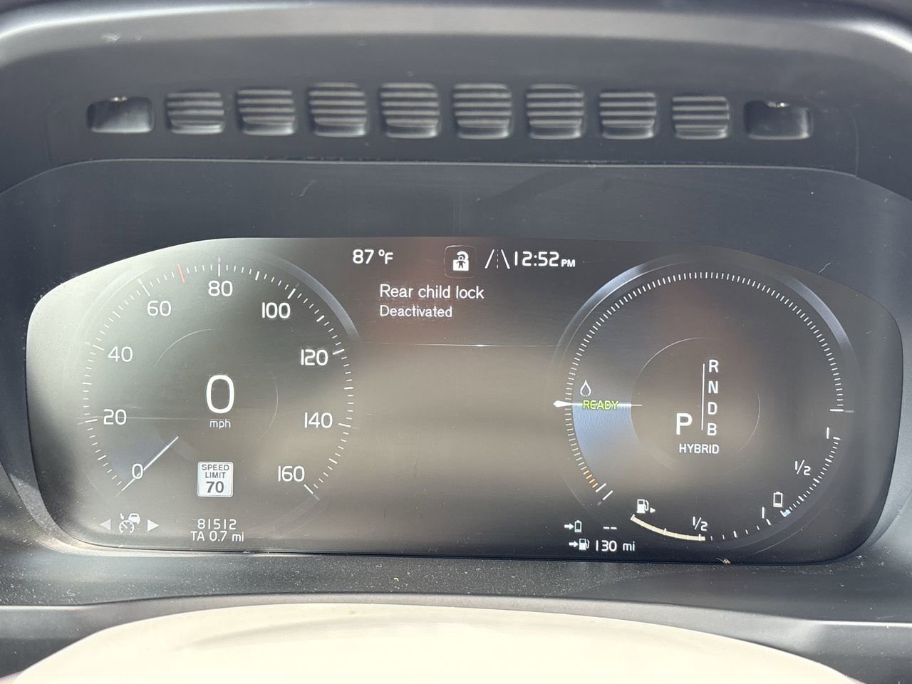 Used 2017 Volvo XC90 T8 Inscription w/ Vision Package image 34