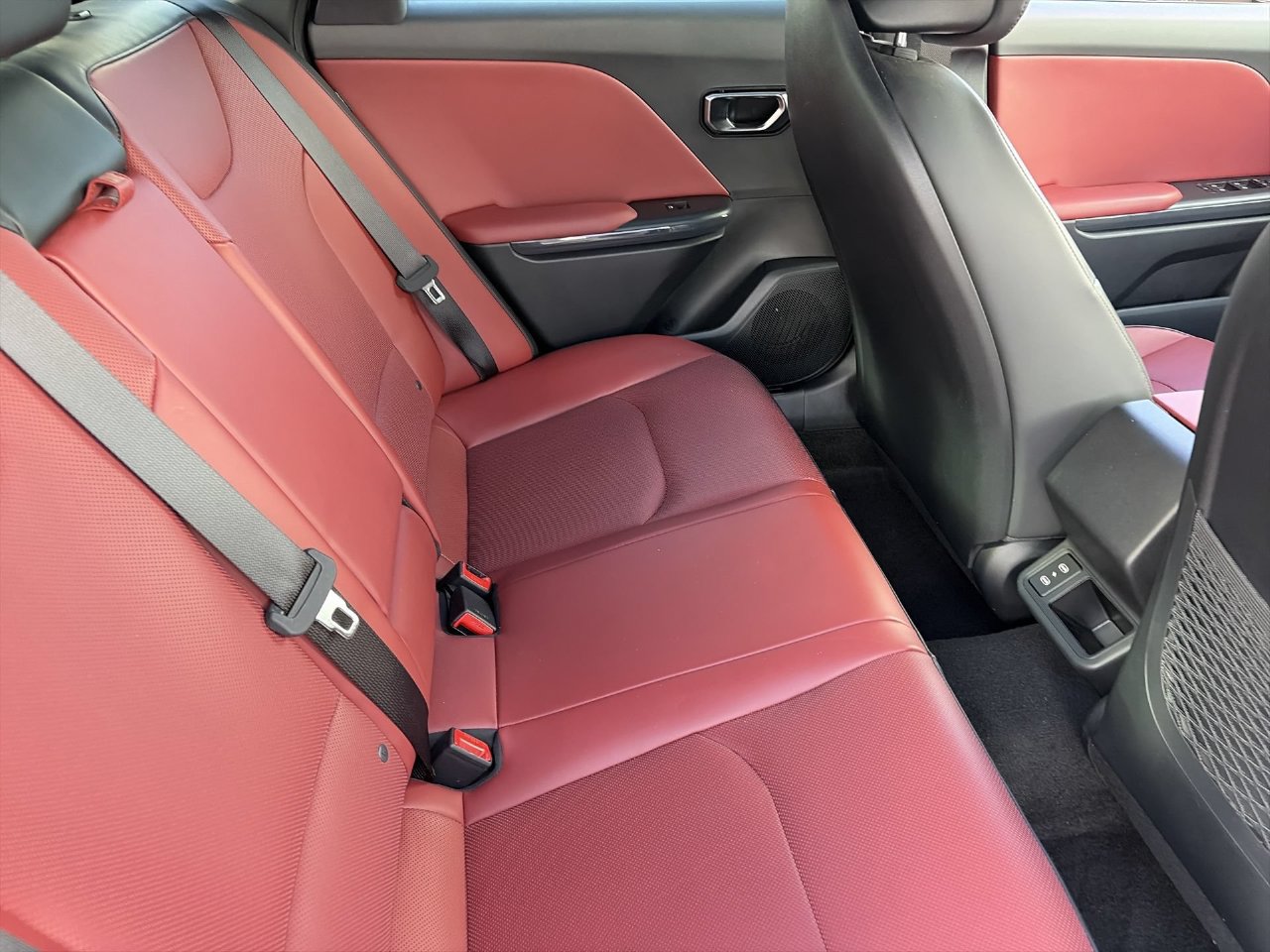 Certified 2025 Kia K4 GT-Line w/ GT-Line Premium Package FWD image 12