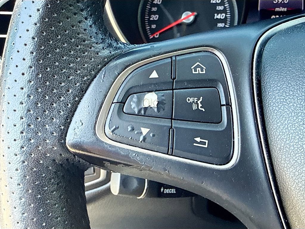 Used 2017 Mercedes-Benz GLC 300 image 35