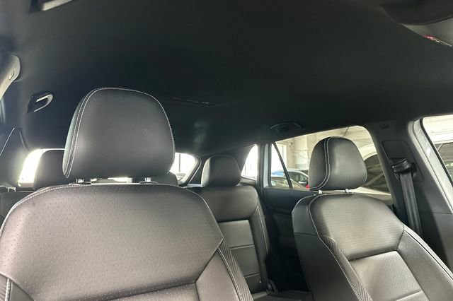 Certified 2023 Volkswagen Atlas Cross Sport SE FWD image 21