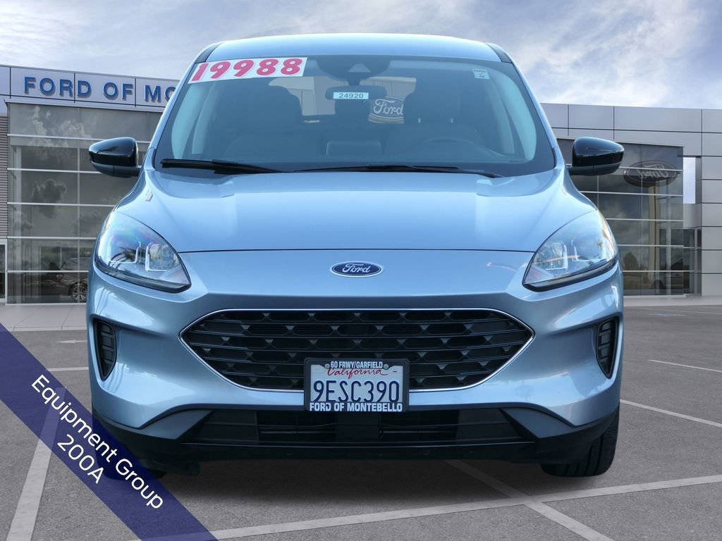 Used 2022 Ford Escape SE w/ SE Sport Appearance Package image 9
