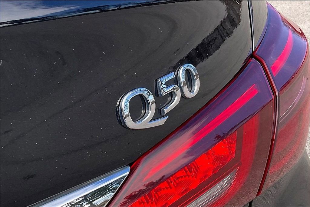 Used 2021 INFINITI Q50 Luxe w/ Cargo Package image 32