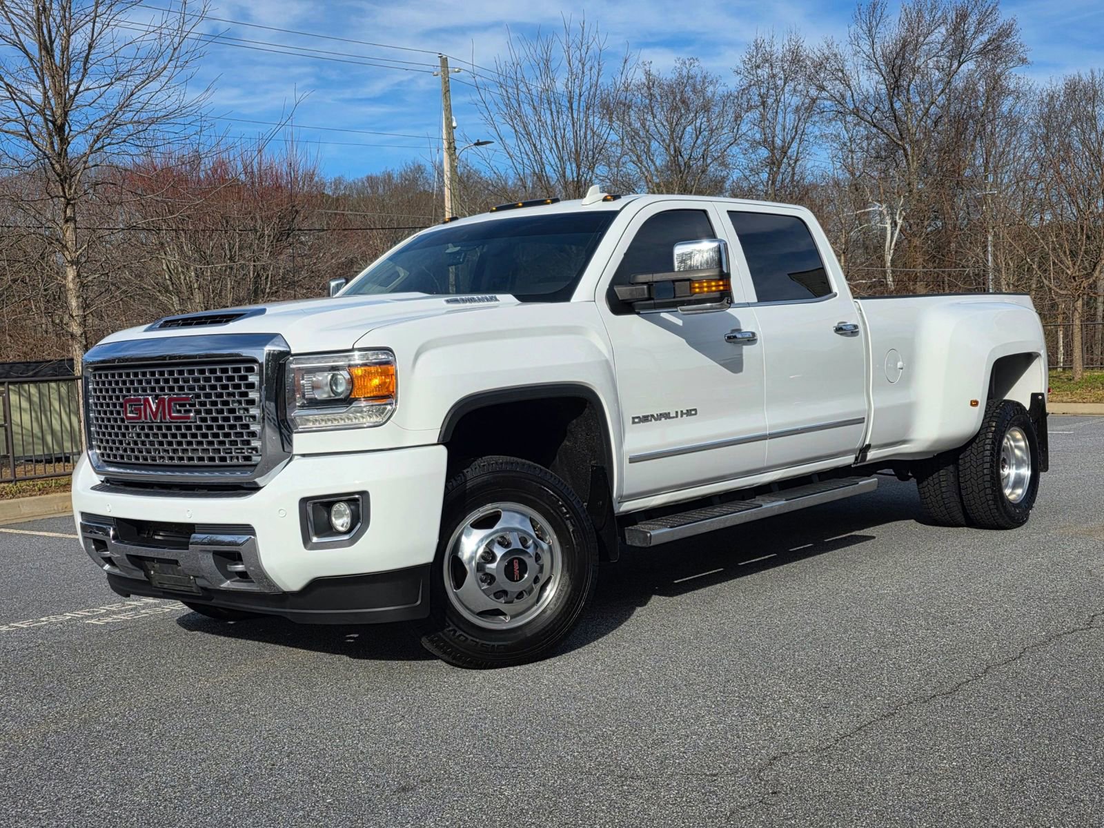 Used 2017 GMC Sierra 3500 Denali w/ Duramax Plus Package AWD/4WD image 3