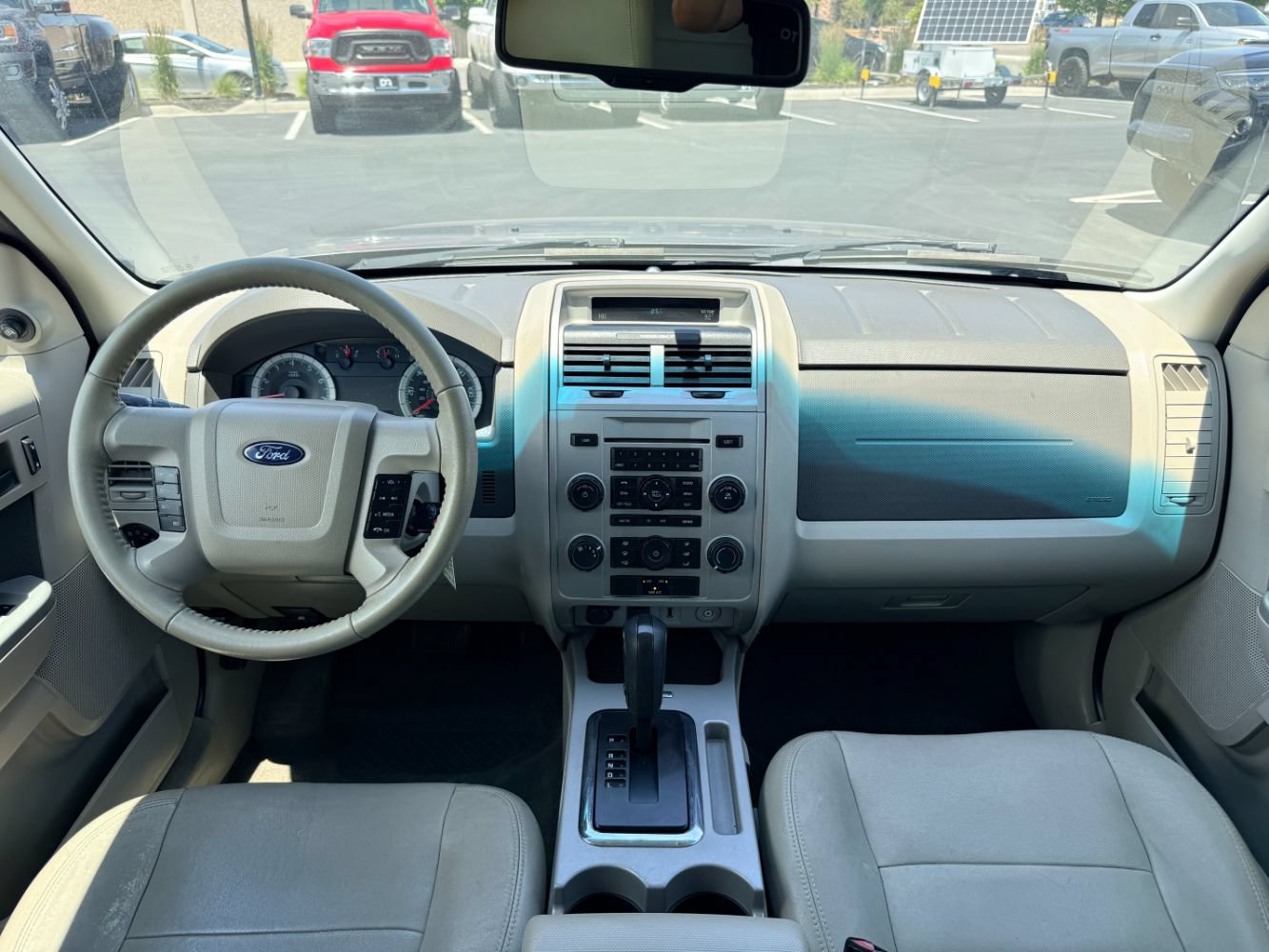 Used 2010 Ford Escape XLT FWD image 13