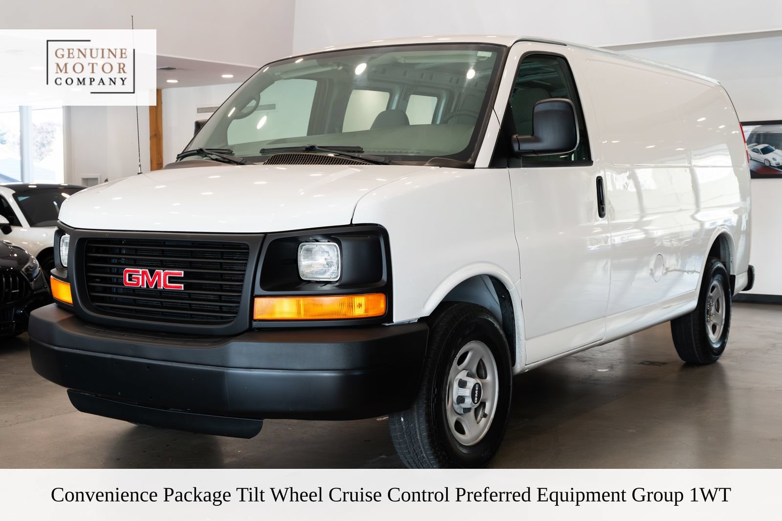 Used 2006 GMC Savana 1500 RWD image 1