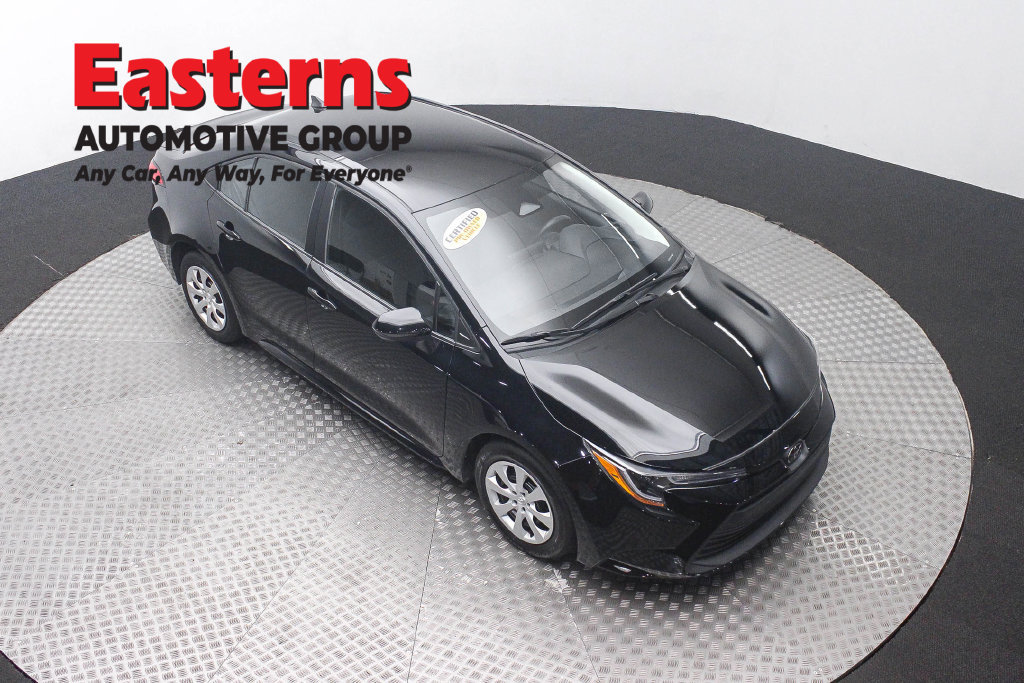 Used 2024 Toyota Corolla LE FWD image 4