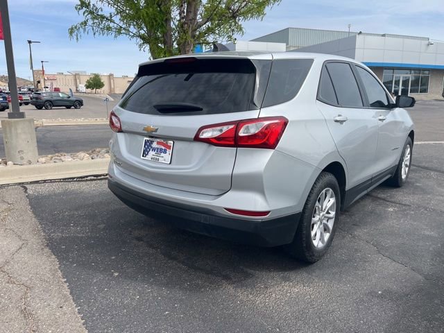 Used 2021 Chevrolet Equinox LS w/ LPO, Floor Liner Package image 4