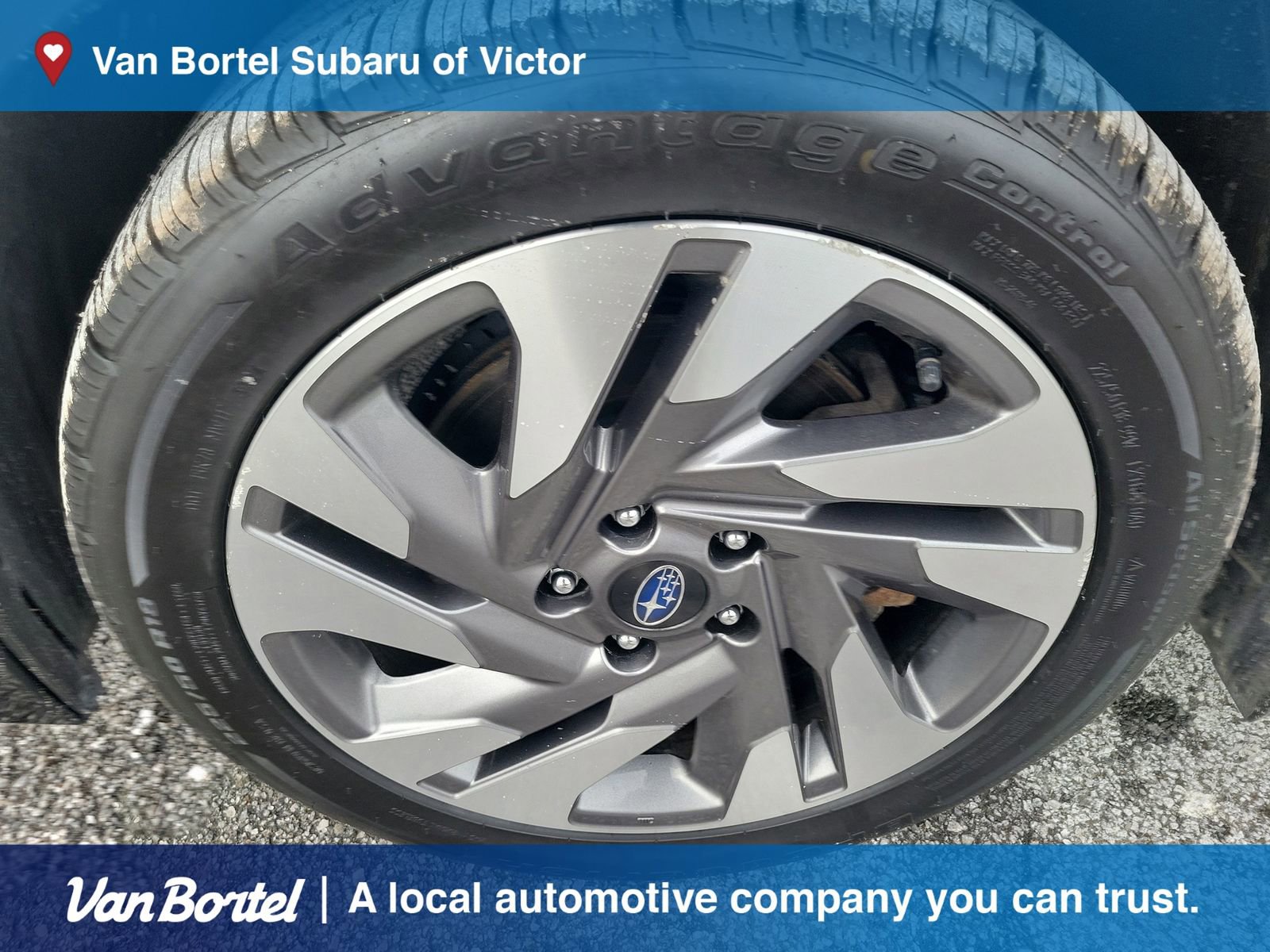 Used 2024 Subaru Legacy Limited image 9