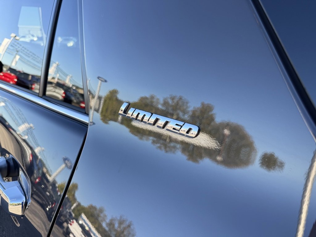 Used 2024 Toyota 4Runner Limited image 11