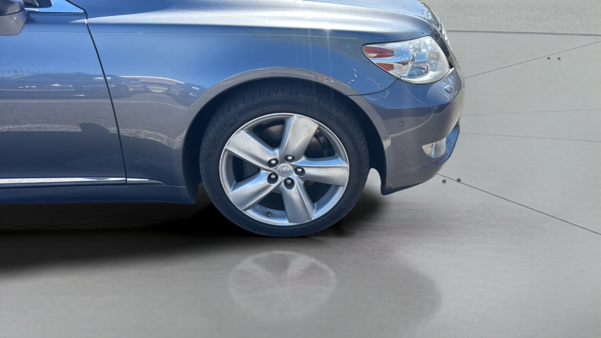 Used 2012 Lexus LS 460 w/ Comfort Pkg RWD image 34