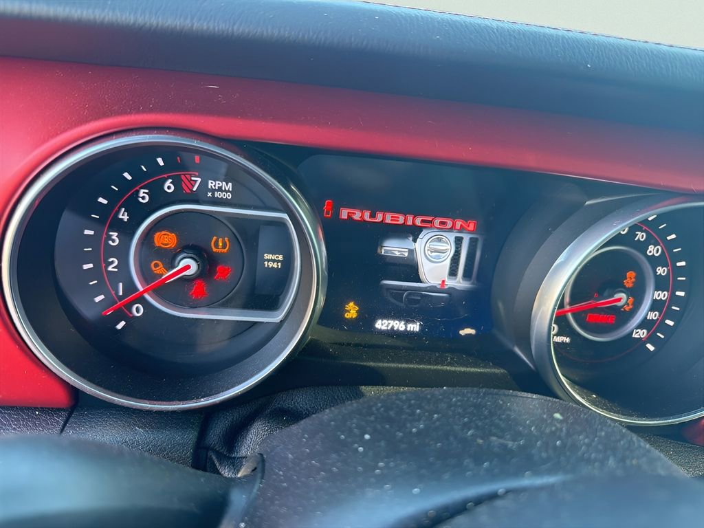 Used 2020 Jeep Gladiator Rubicon AWD/4WD image 12