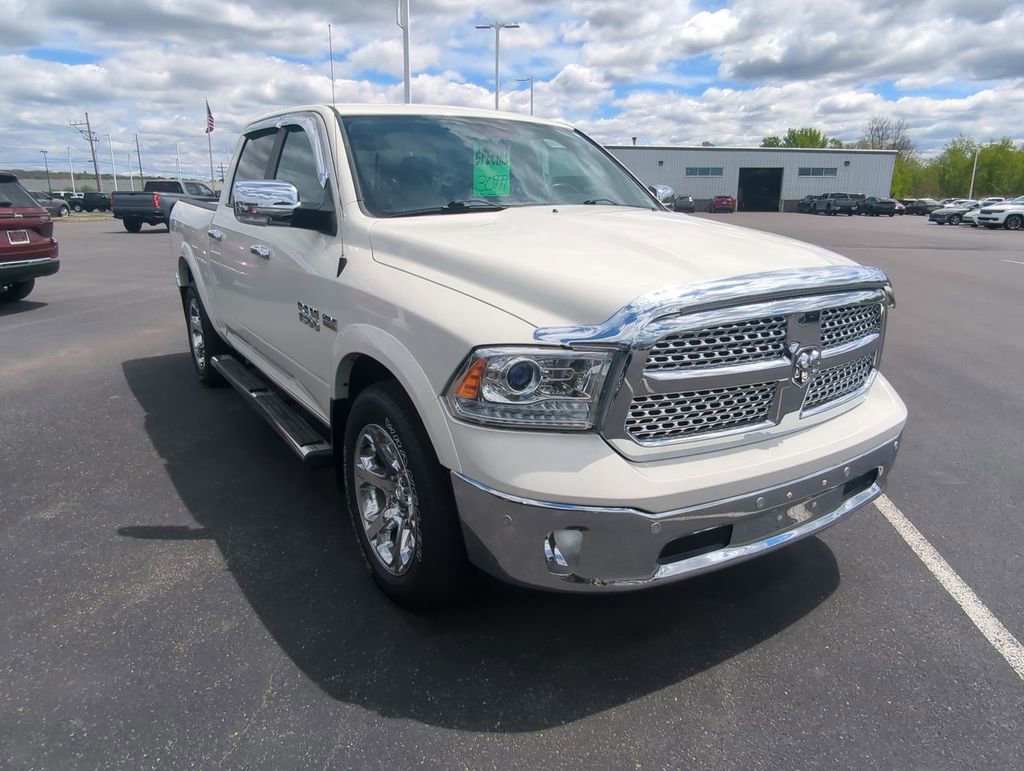 Used 2016 RAM 1500 Laramie w/ Convenience Group AWD/4WD image 2