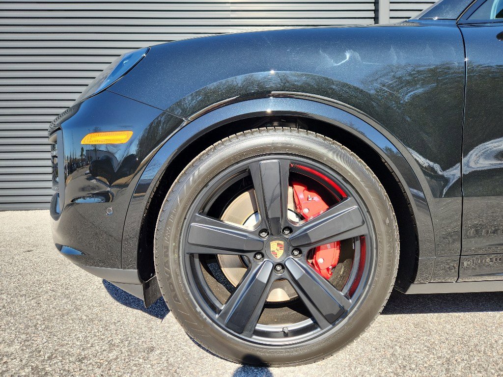 New 2026 Porsche Cayenne S image 11