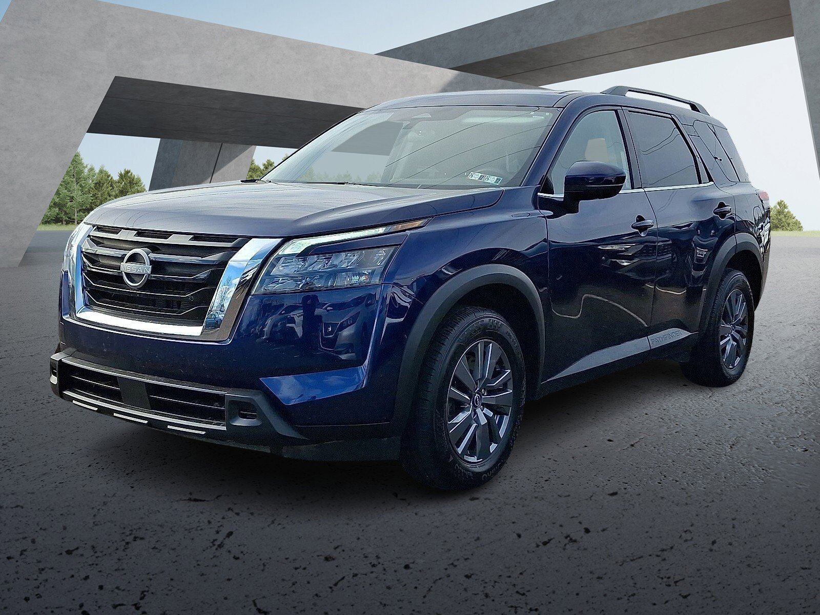 Used 2025 Nissan Pathfinder SV image 3
