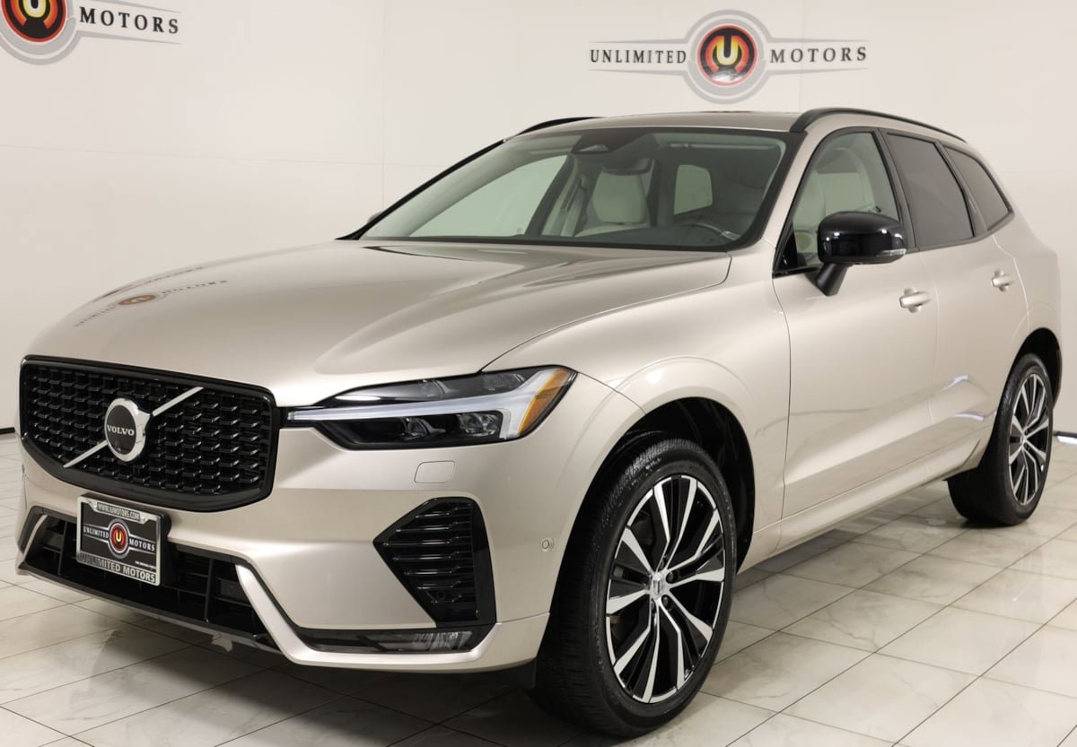Used 2025 Volvo XC60 B5 Plus w/ Protection Package Premier AWD/4WD image 5