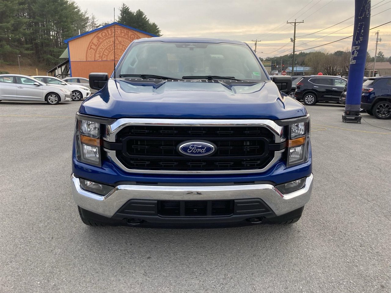 Used 2023 Ford F150 XLT image 2