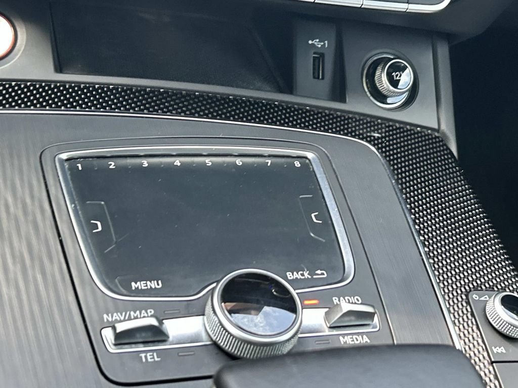 Used 2018 Audi SQ5 Prestige AWD/4WD image 38