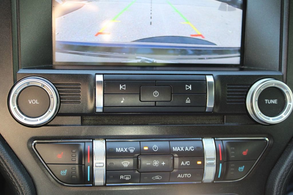 Used 2018 Ford Mustang Premium image 29