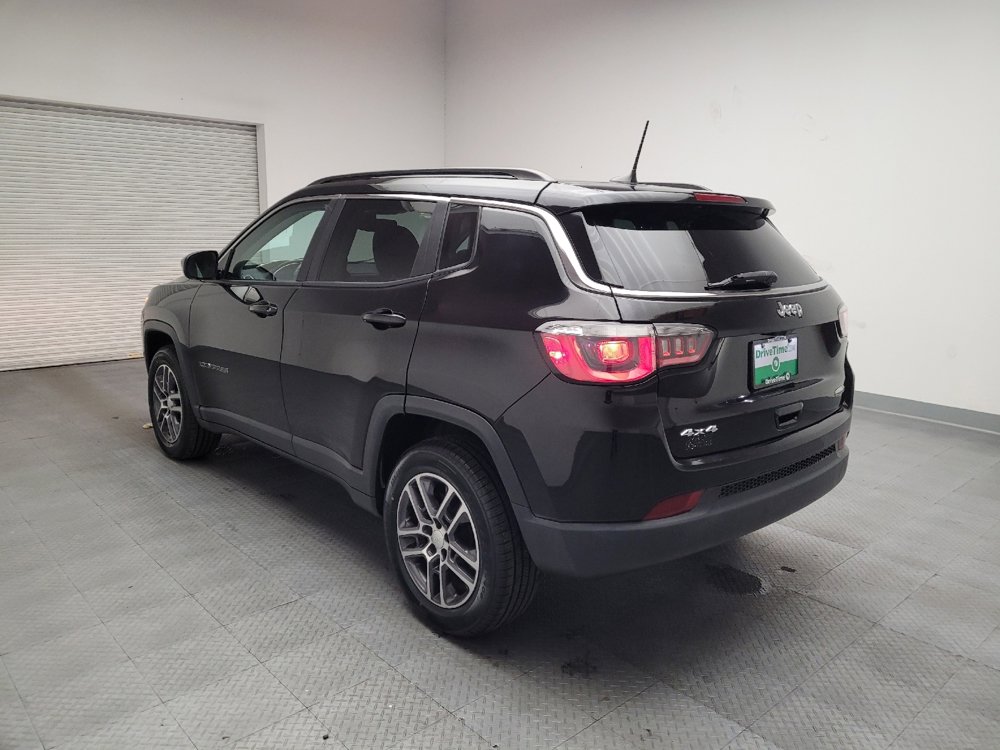 Used 2017 Jeep Compass Latitude w/ Popular Equipment Group image 5