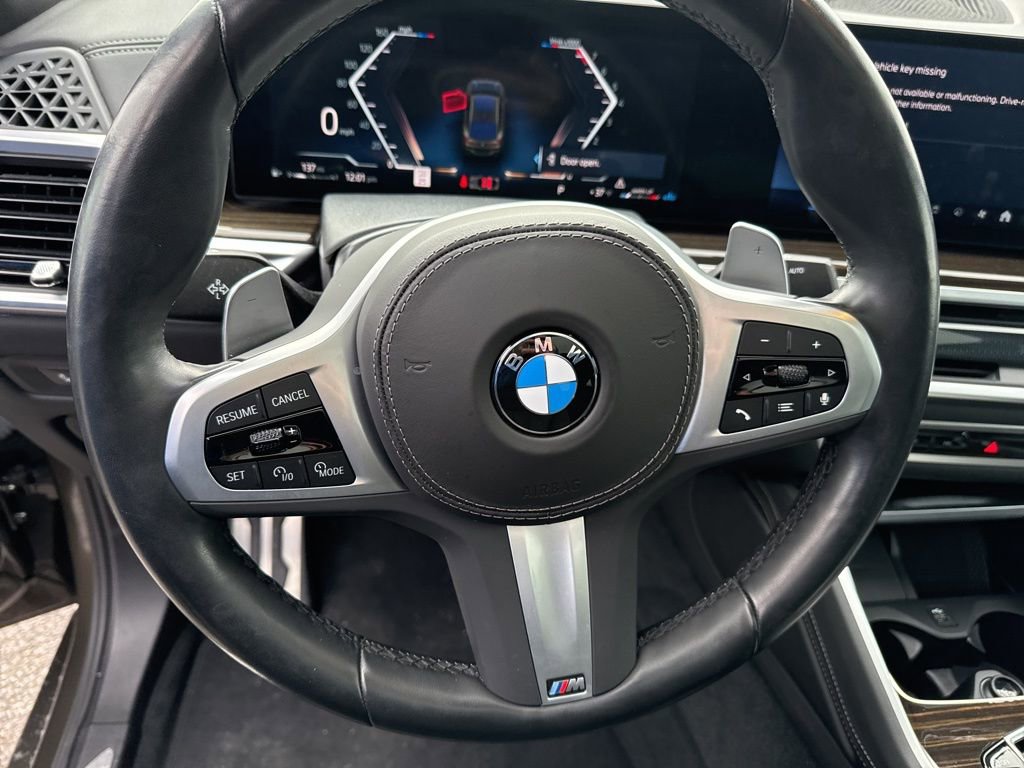 Used 2024 BMW X6 xDrive40i w/ Premium Package image 13