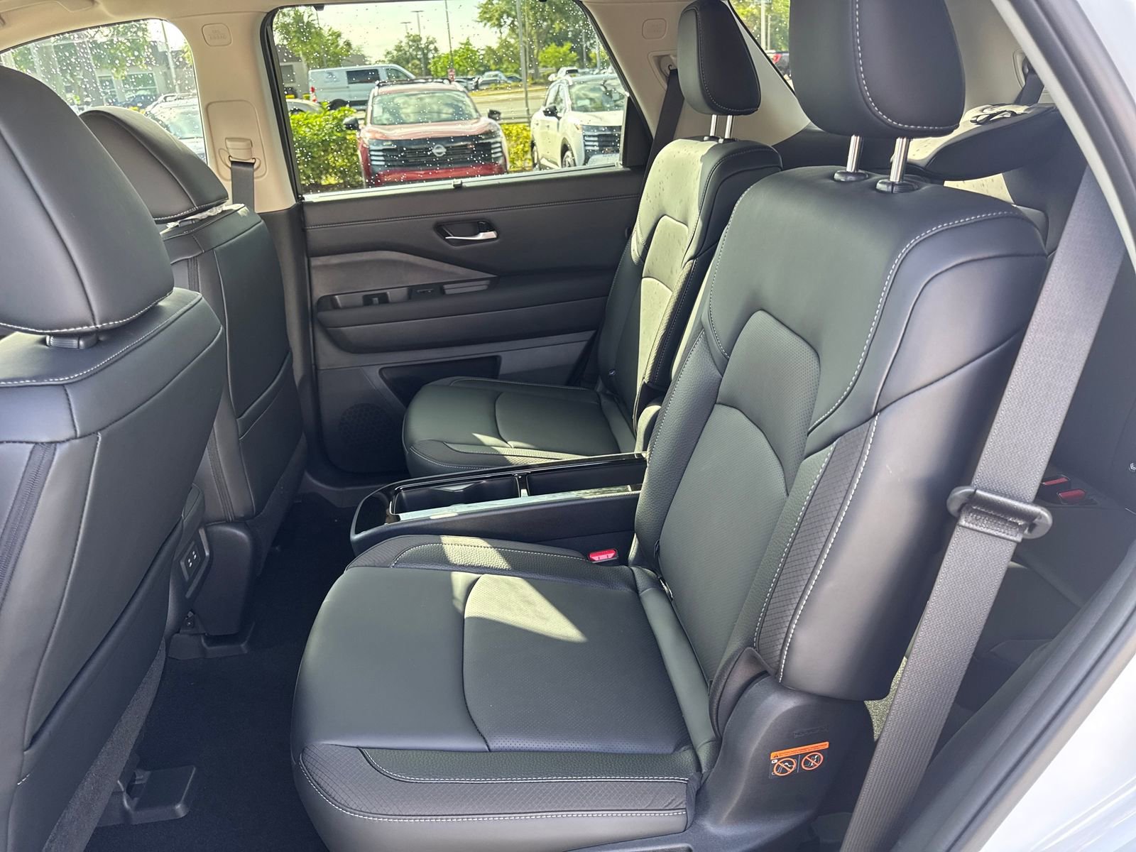 New 2026 Nissan Pathfinder SL FWD image 29