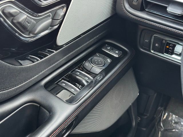 Used 2020 Lincoln Aviator Reserve w/ Equipment Group 201A image 34