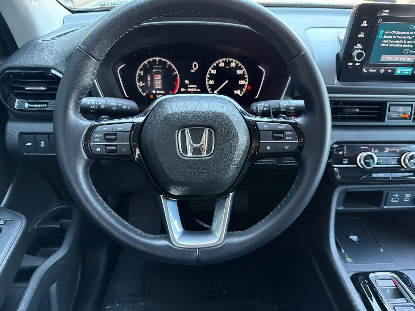Used 2025 Honda Pilot EX-L image 14
