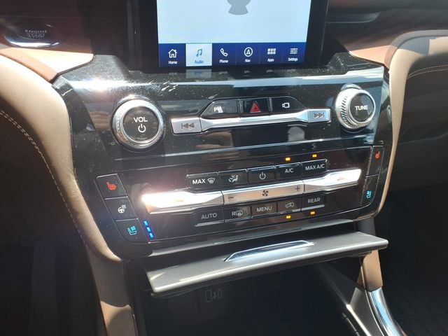 Used 2022 Ford Explorer King Ranch w/ Class IV Trailer Tow Package AWD/4WD image 28