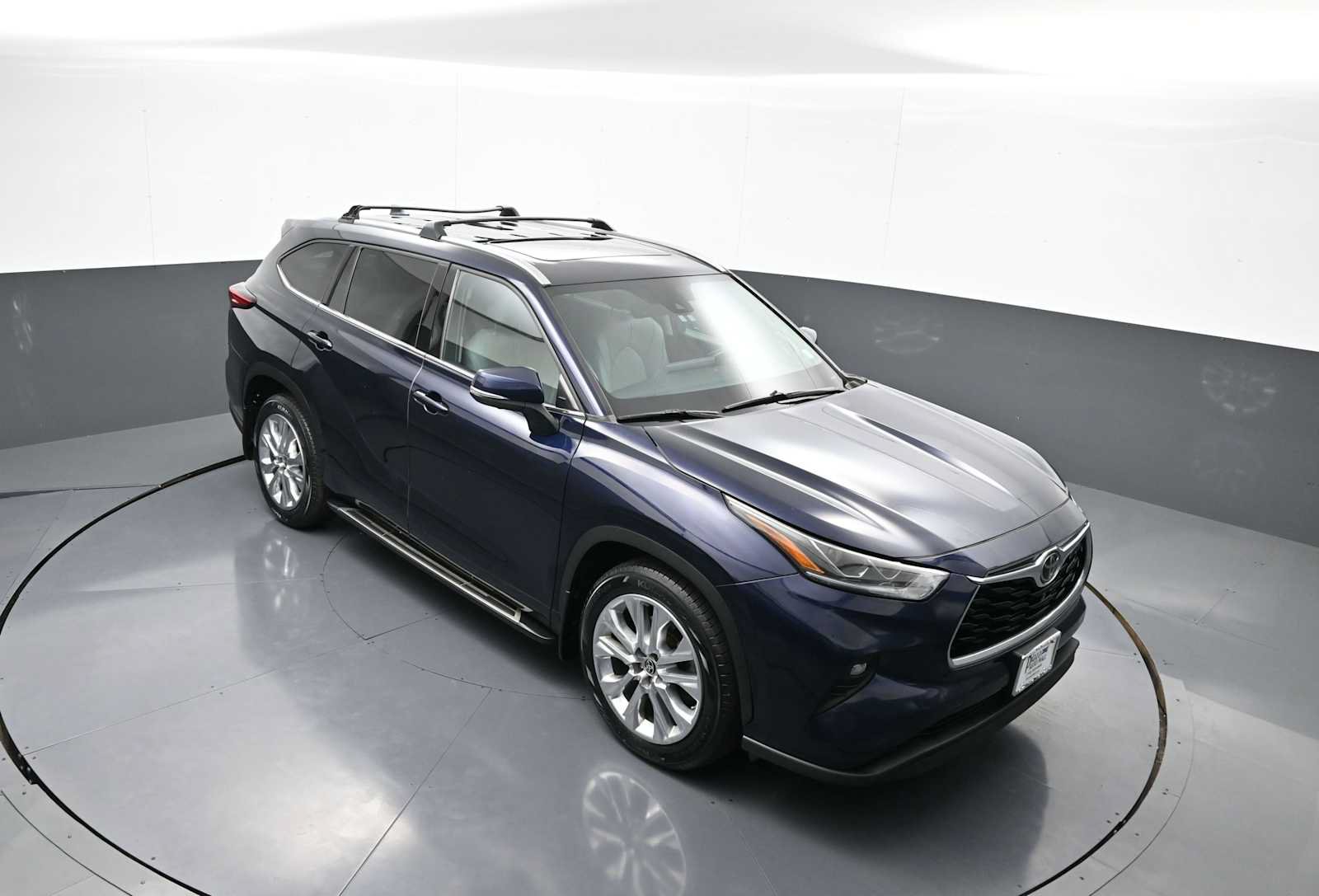 Used 2022 Toyota Highlander Limited AWD/4WD image 37