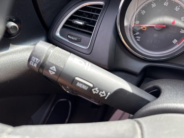 Used 2019 Buick Cascada Premium FWD image 42