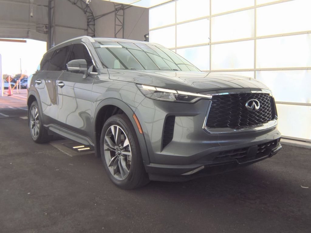 Certified 2024 INFINITI QX60 Luxe w/ Cargo Package FWD image 2