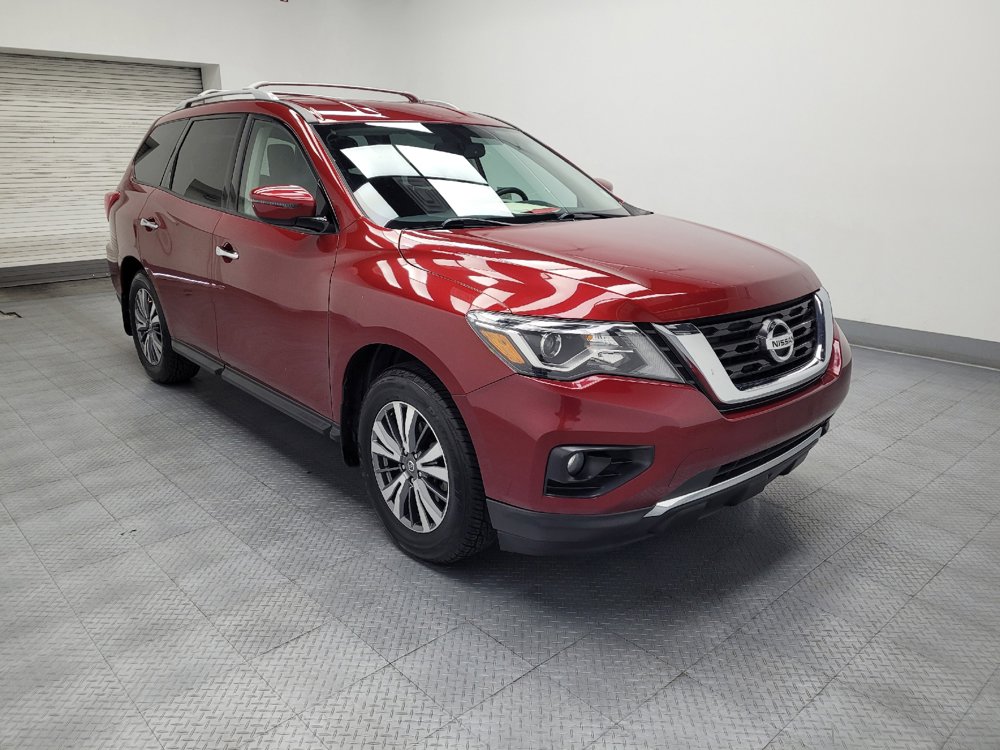 Used 2020 Nissan Pathfinder SV w/ Cargo Package FWD image 13