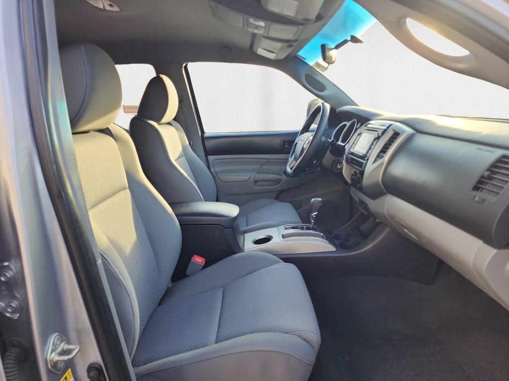 Used 2015 Toyota Tacoma 4x4 Double Cab image 15
