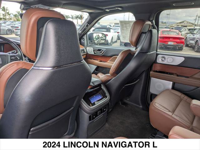 Used 2024 Lincoln Navigator L Reserve AWD/4WD image 22