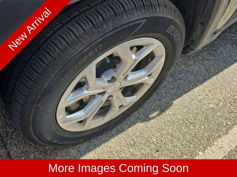 Used 2024 Jeep Compass Latitude AWD/4WD image 6