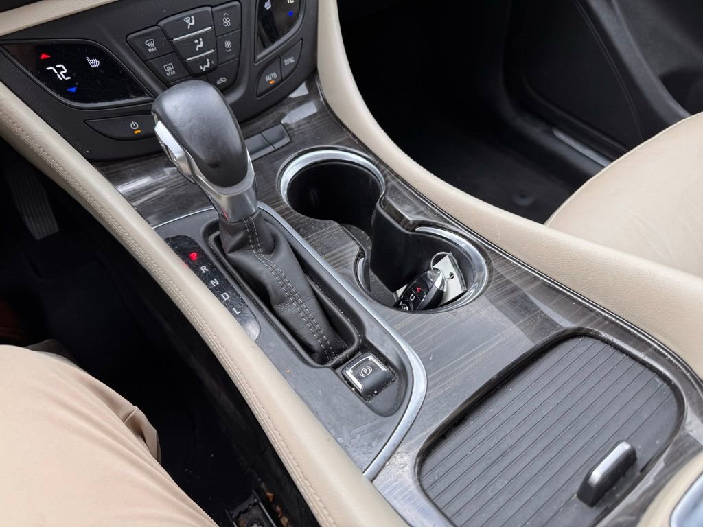 Used 2019 Buick Envision Essence AWD/4WD image 15