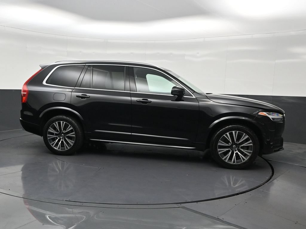 Used 2021 Volvo XC90 T6 Momentum AWD/4WD image 6