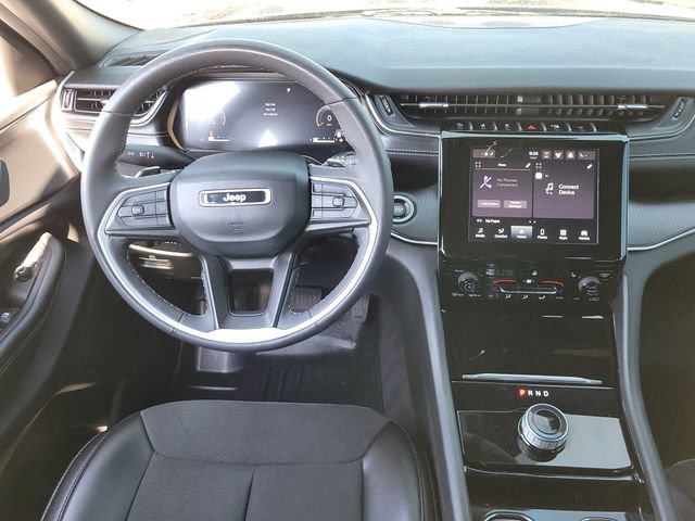 Used 2023 Jeep Grand Cherokee L Laredo AWD/4WD image 10