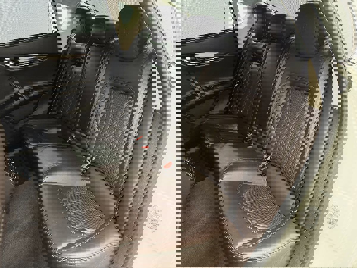 Used 2014 Maserati Quattroporte S Q4 image 22