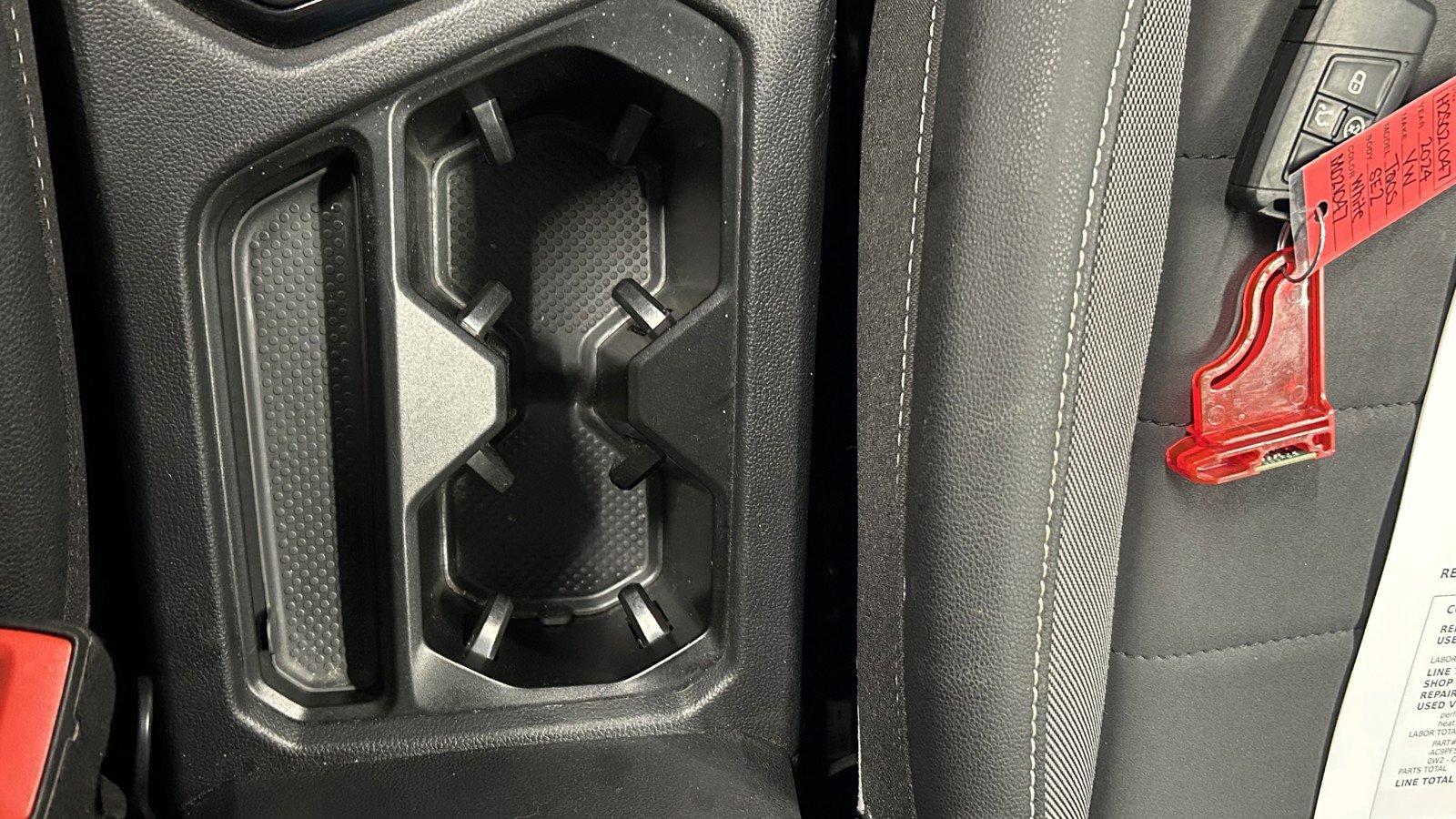 Used 2024 Volkswagen Taos SE image 35